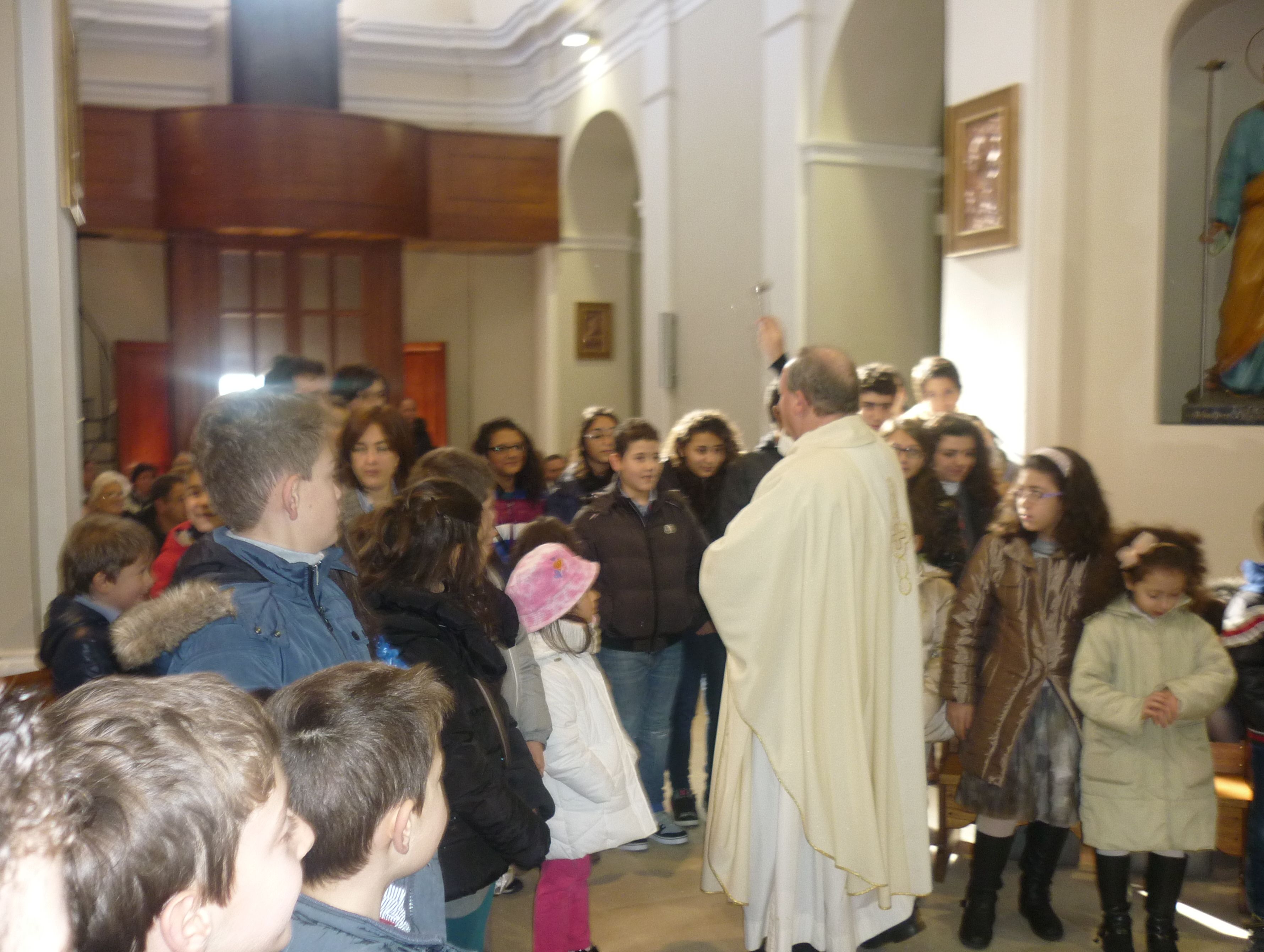Benedizione-bambini-2013-Don-Pino-Latelli