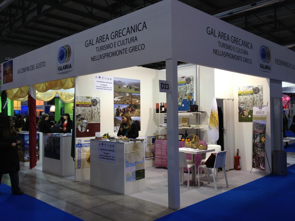 stand-gal-Bit-2013