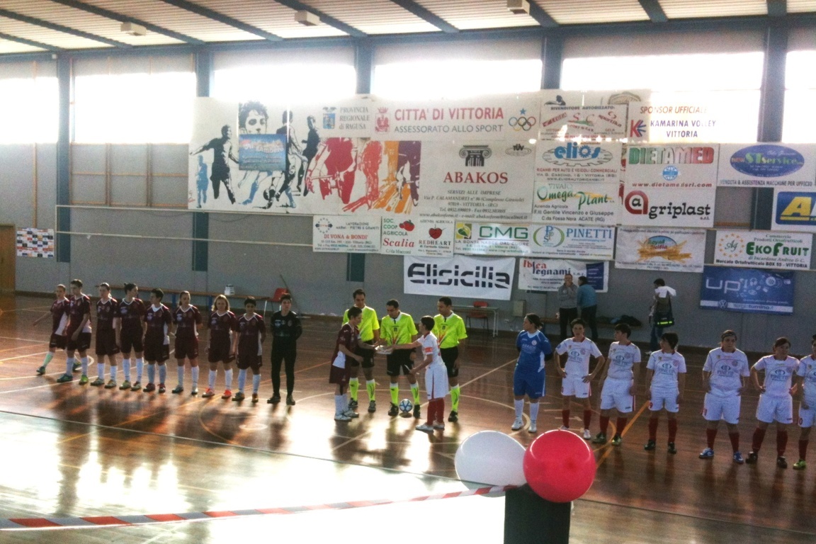 calcio-a-5-femminile-vittoria-Sporting-Locri