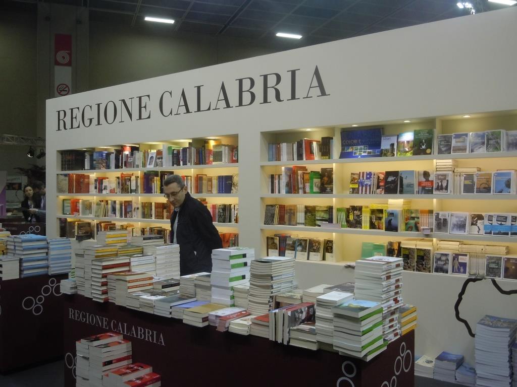 libri-stand-regionale