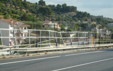 Ennesima strage sulla strada Statale 106 Ionica calabrese