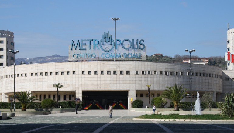Metropolis Rende Rende, il Centro Commerciale Metropolis apre nuovi negozi - Ntacalabria.it