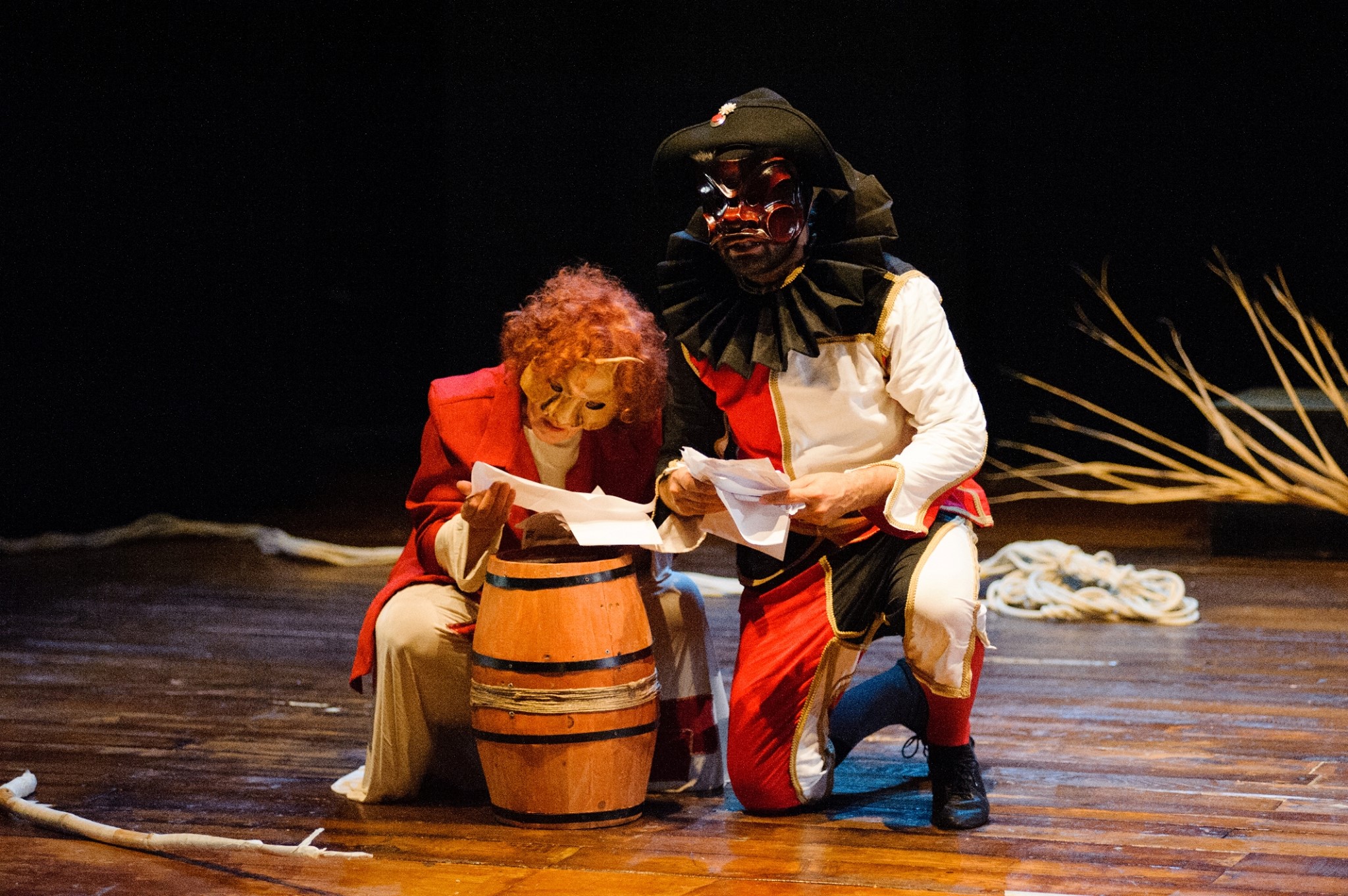 scena-di-Arlecchino-Deucalione