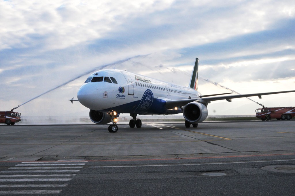 alitalia aeroporto stretto