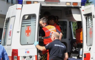 Incidente stradale a Cosenza, muore giovane ragazzo