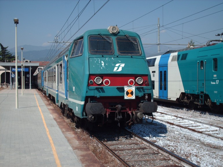 treno reggio melito