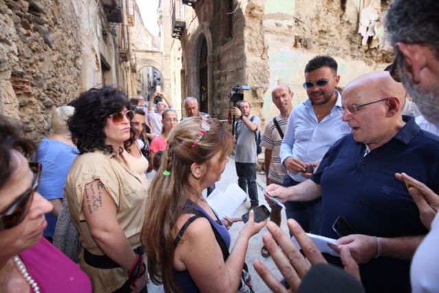 Oliverio a Cosenza