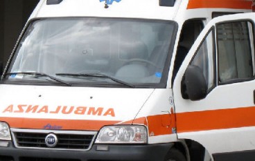 Taurianova, auto contro ambulanza: tre feriti
