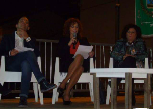 Gli organizzatori Bruna Roda',Lillo Bertone e la poetessa Natina Pizzi 