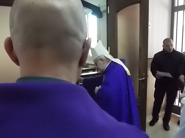 vescovo carcere laureana