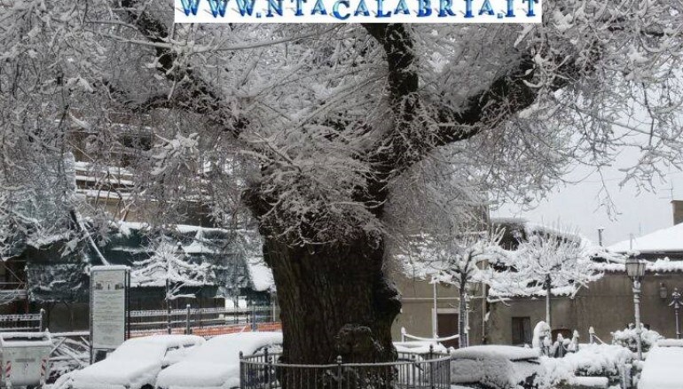 San Lorenzo, le suggestive immagini della neve: FOTO