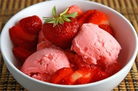 gelato alla fragola