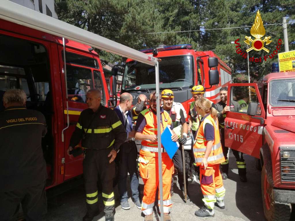 vigili del fuoco disperso