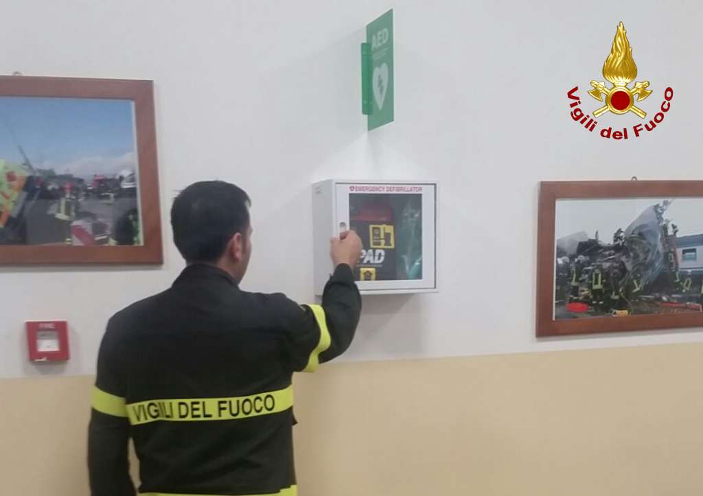 defibrillatore vigili