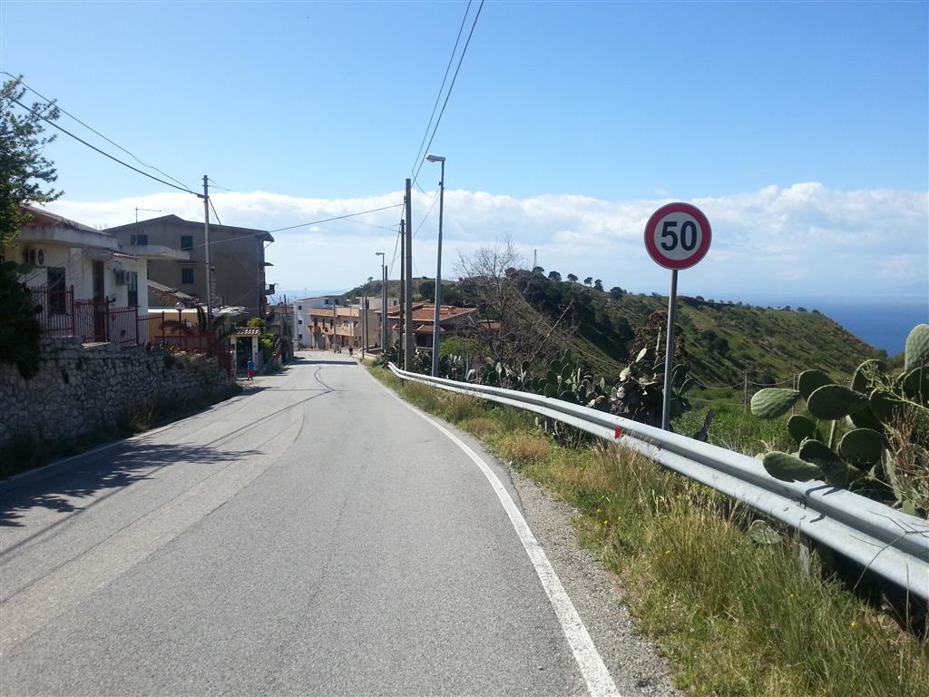 Strada SP 21 Lazzaro - Motta