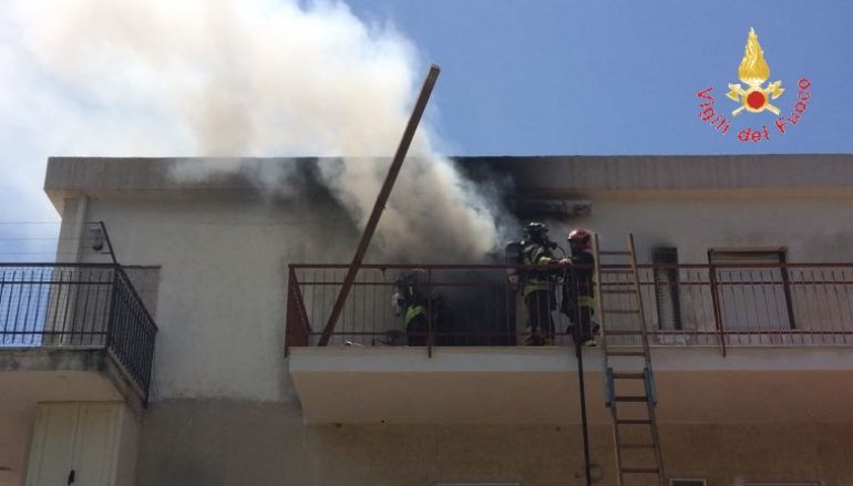 Incendio in abitazione a Nocera Terinese, nessun ferito