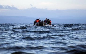 Nuovo sbarco di migranti a Roccella Jonica,  anche donna incinta