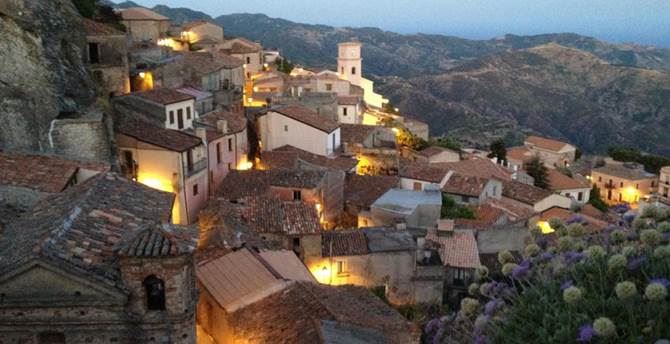 Via dei Borghi a Bova