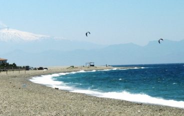 Punta Pellaro tra le migliori spiagge per windsurf e kitesurf