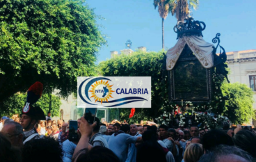 Salta la processione della Madonna della Consolazione a Reggio Calabria