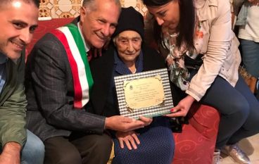 I 100 anni di nonna Antonina, Montebello festeggia