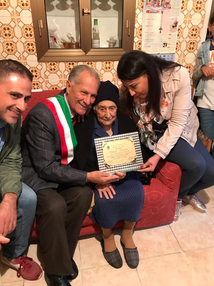 100 anni di nonna Antonina