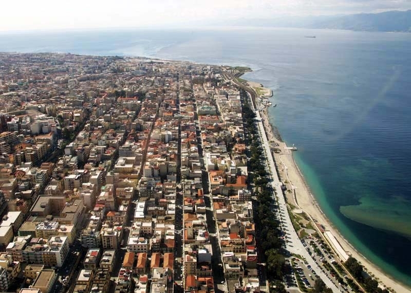 Demolizione circolo Posidonia