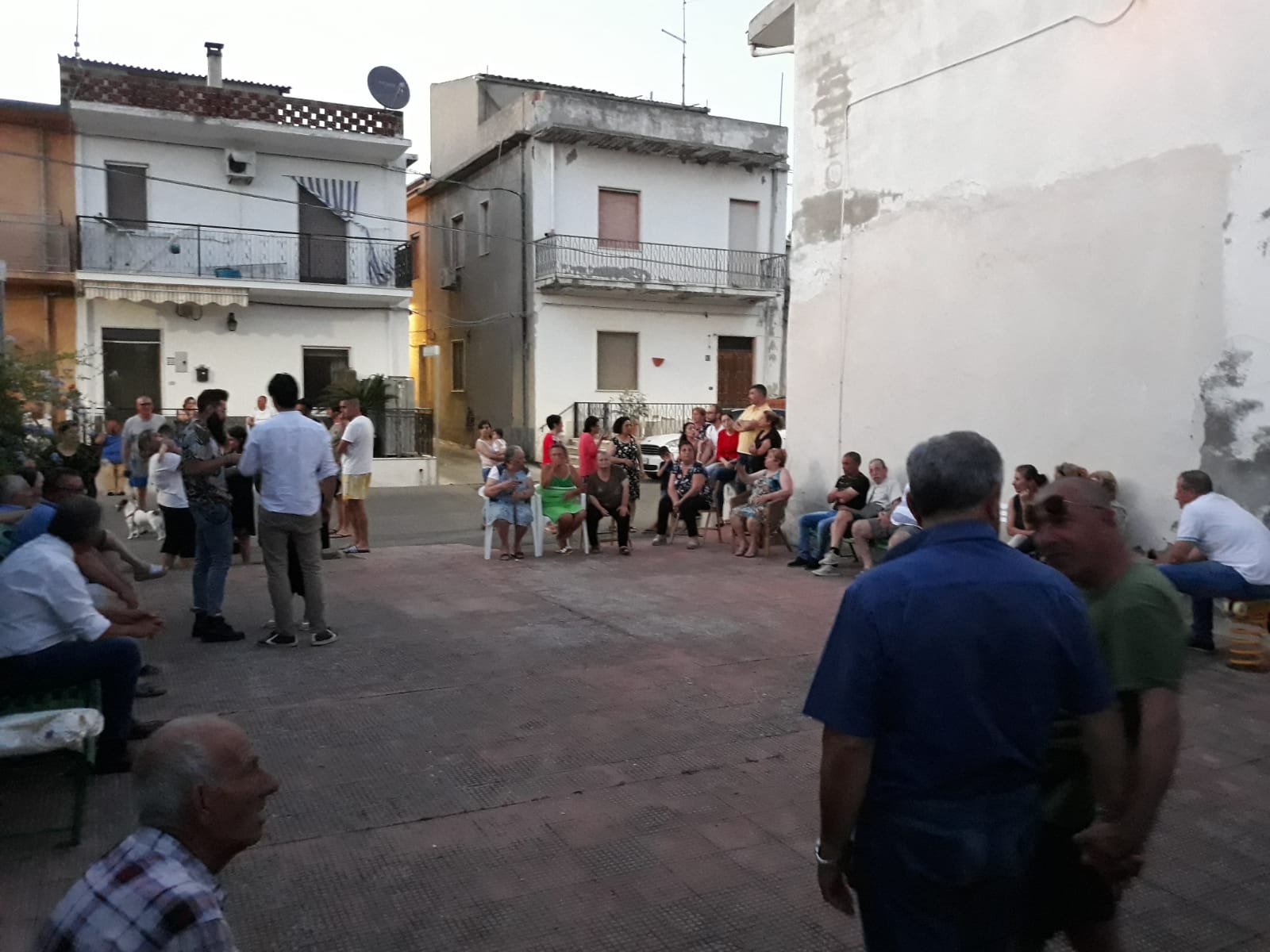 Svolta riunione pubblica a Sant'Elia