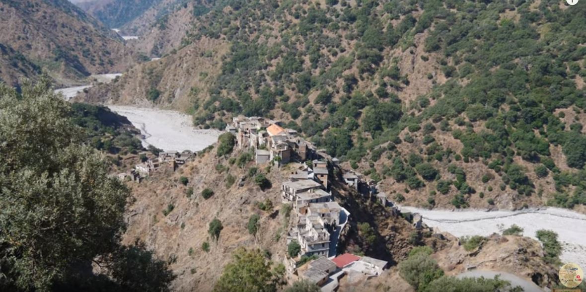 Esplorando Roghudi Vecchio, la ghost town (Roghudi, RC)