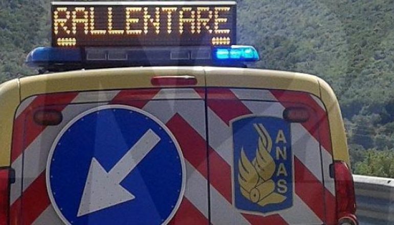 Incidente stradale a Vibo Valentia sulla Statale 18, due feriti