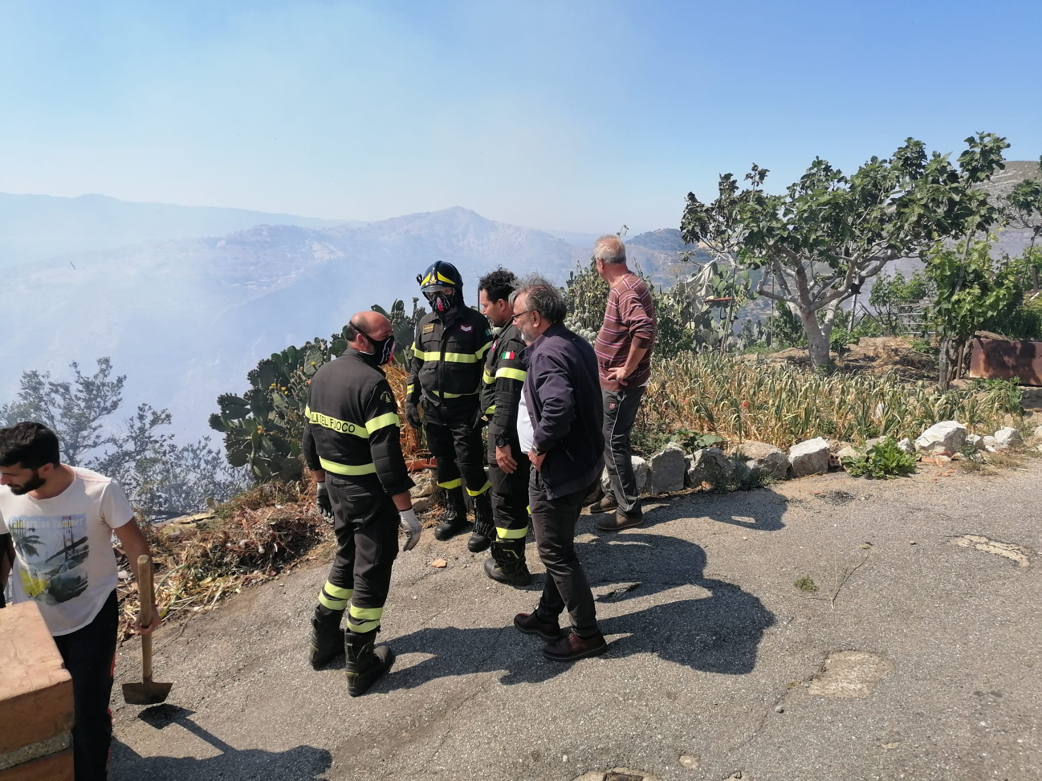 incendio motta san giovanni