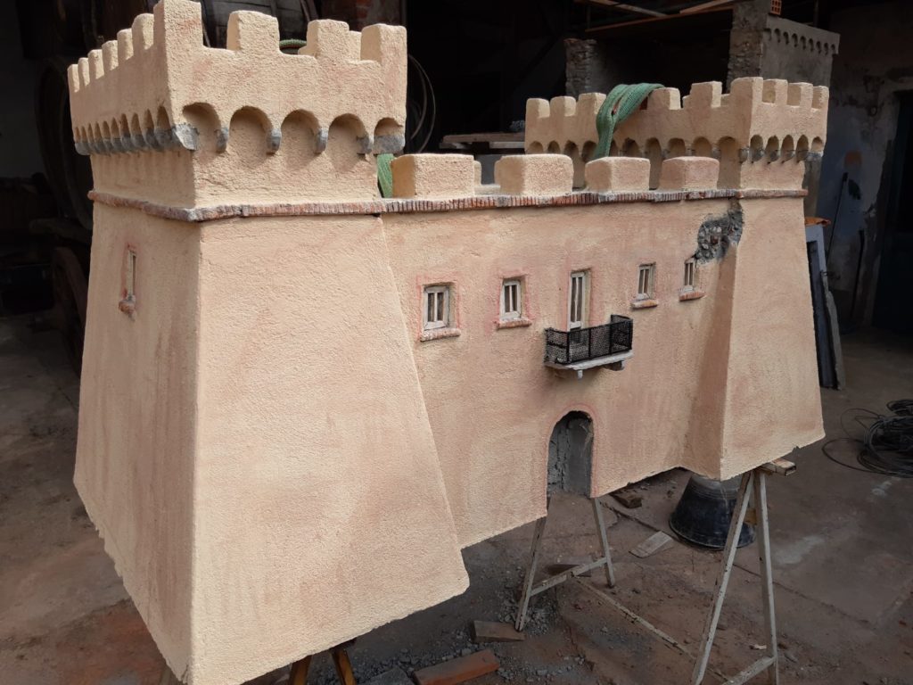 castello aragonese opera