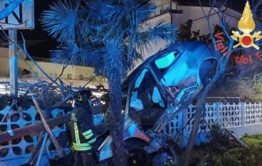 Tragico incidente nella notte a Priaia a Mare: muore 24enne
