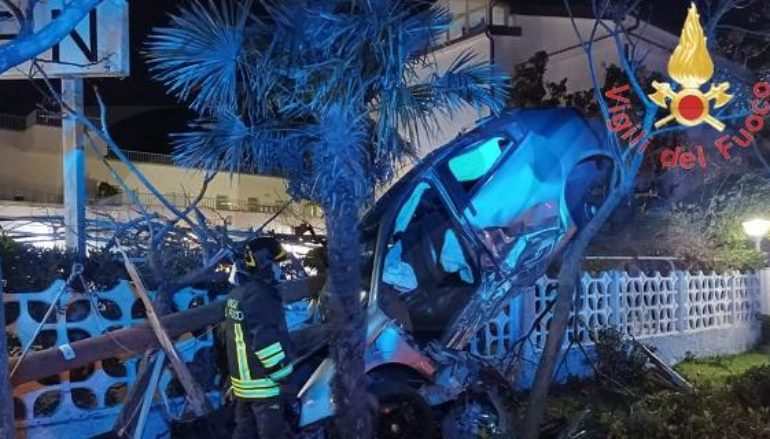 Tragico incidente nella notte a Priaia a Mare: muore 24enne