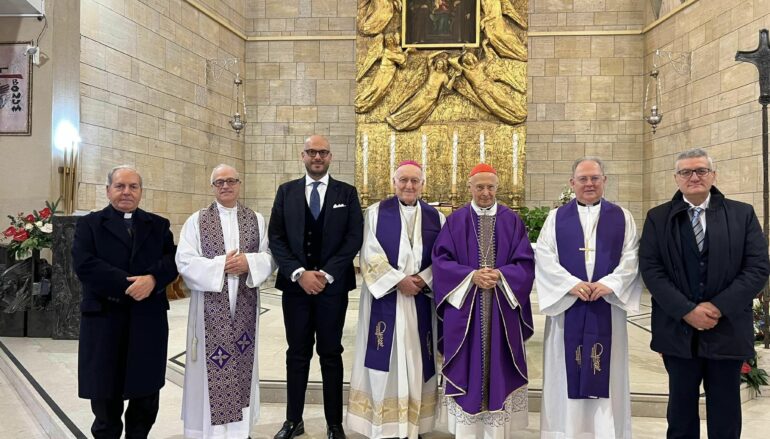 Il Cardinale Bagnasco ha celebrato la S. Eucar. nella Basilica della Consolazione