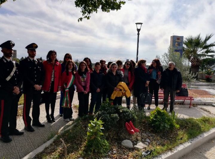 giornata violenza donne saline