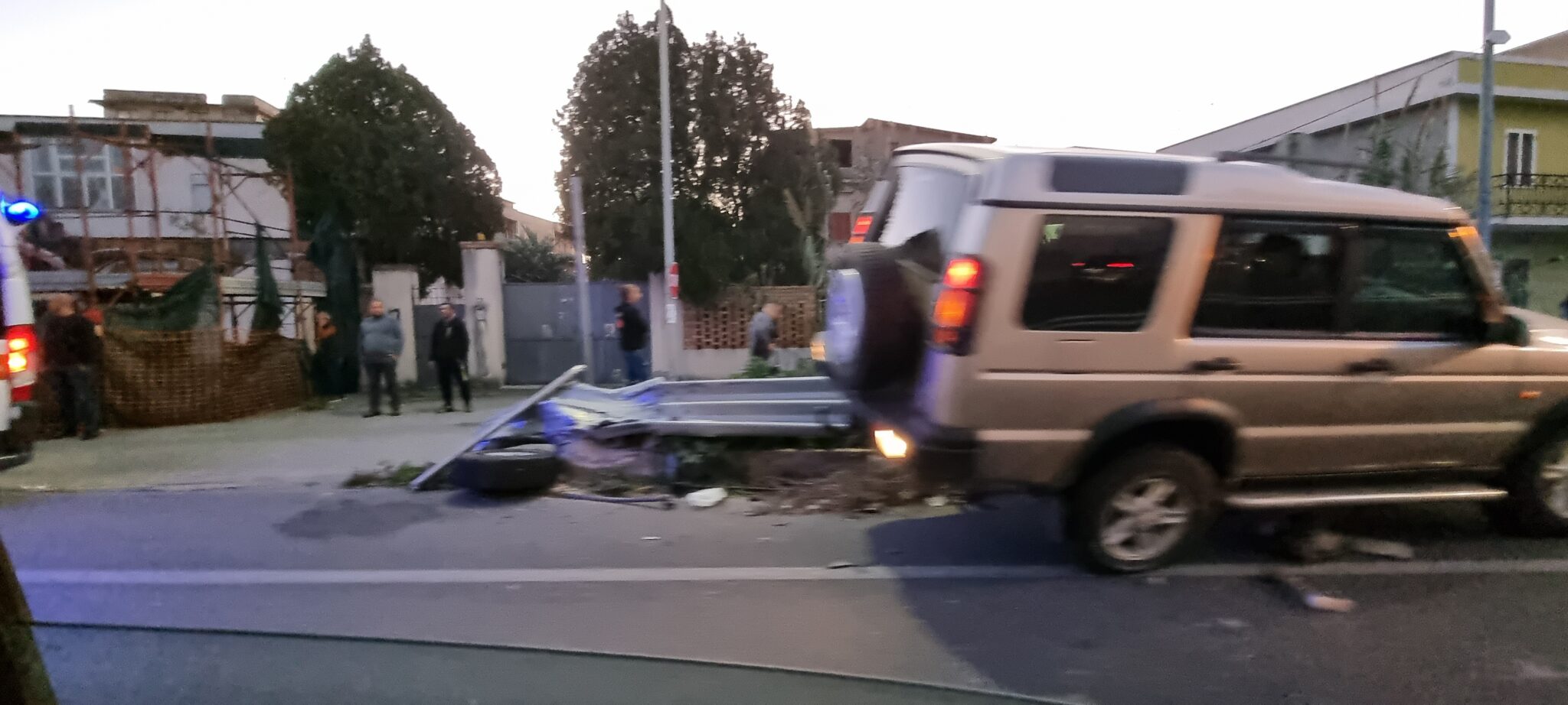 Incidente sulla SS 106 a Lazzaro nel giorno di Natale