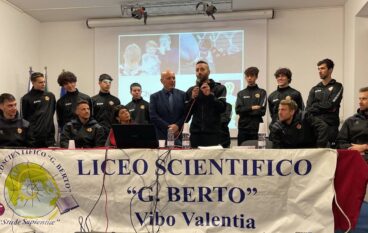 Vibo Valentia, studenti Liceo Berto incontrano giocatori Tonno Callipo