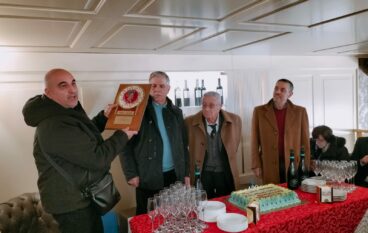 Prometeus festeggia i 100 anni di don Mimmo Carrozza