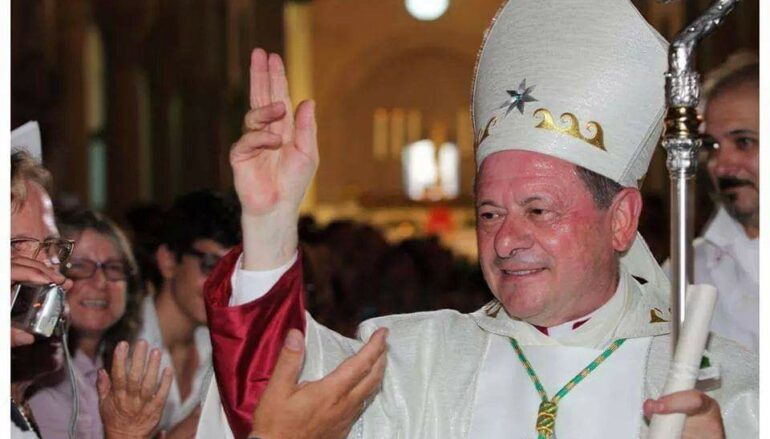 Il Vescovo Francesco Oliva celebra i 46 anni dall’ordinazione