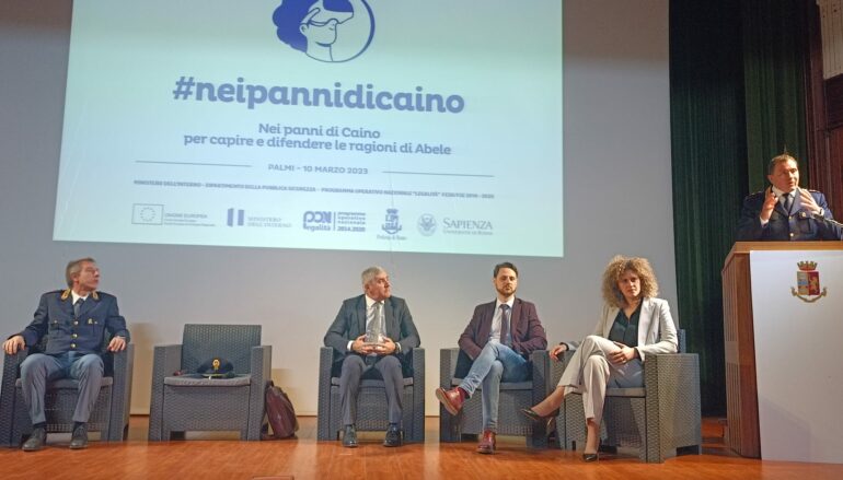 Reggio Calabria, sul cyberbullismo non si può abbassare la guardia