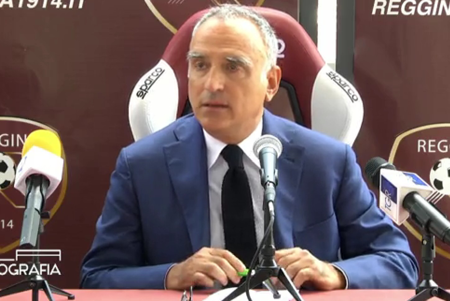 Reggina, si dimette il presidente Cardona