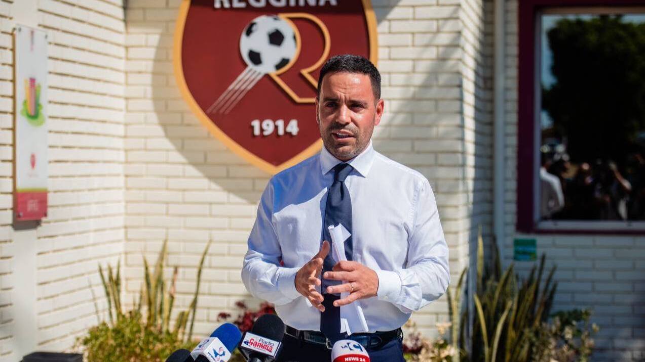 Reggina, iscrizione presentata in tempo utile Saladini lascia