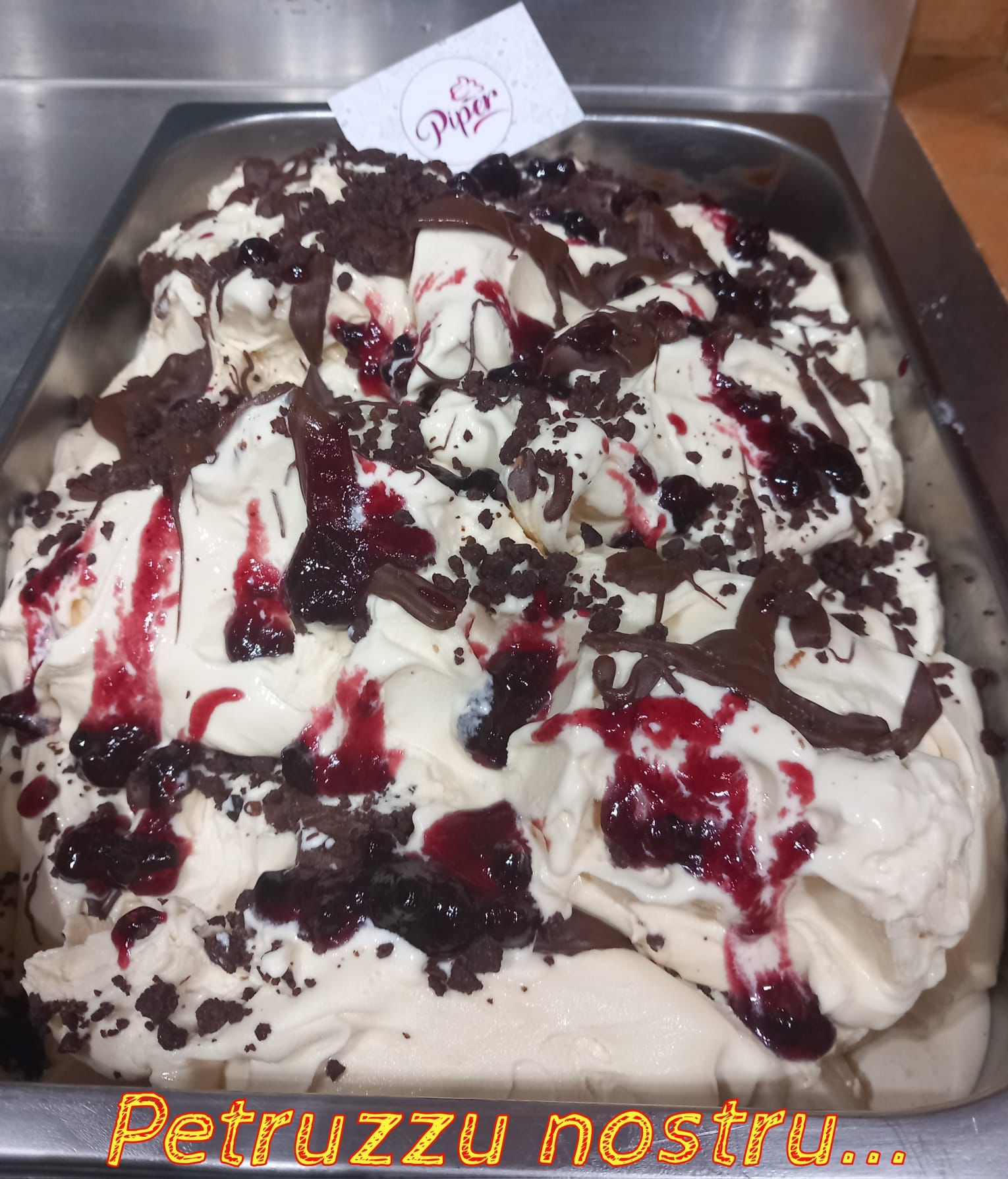 Dedicato un gusto di gelato alla punta del Catanzaro Iemmello