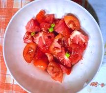 insalata di pomodori