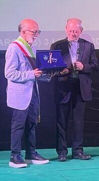 Cittadinanza onoraria Monsignor Oliva