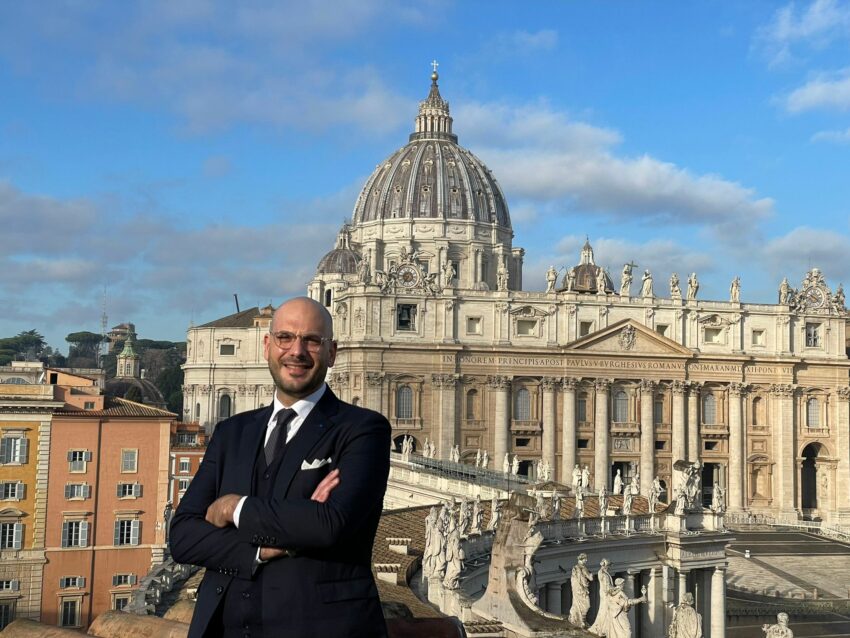 il Presidnte dell'Istituto Nazionale Azzurro Lorenzo Festicini