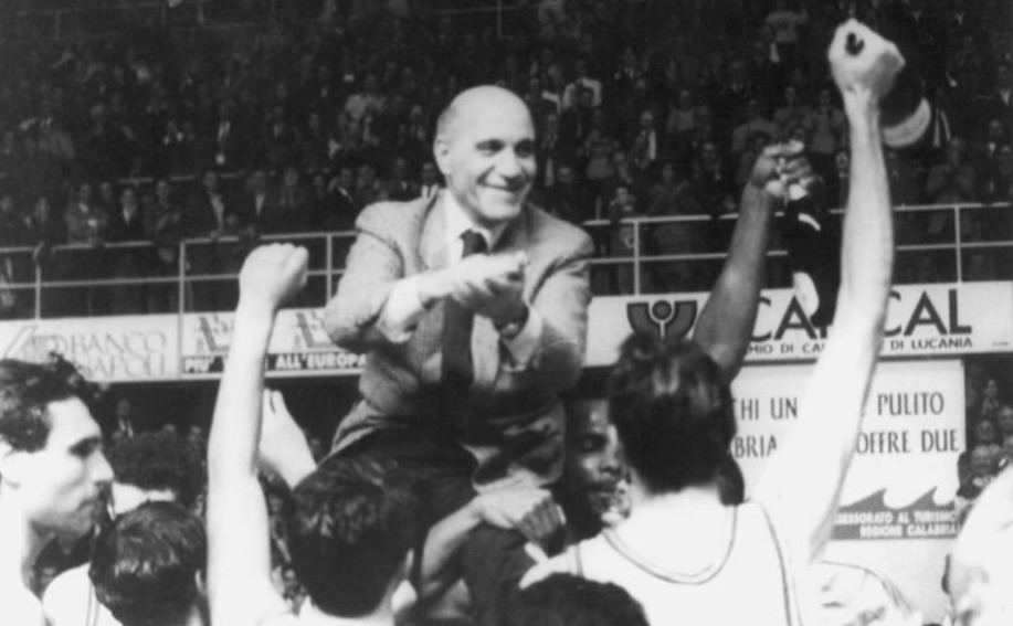 Pallacanestro, quaranta anni fa la promozione in serie A della Viola
