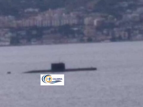 sottomarino stretto di messina