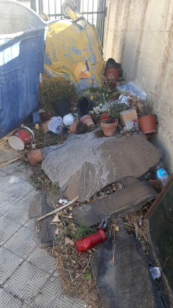 cimitero masella rifiuti